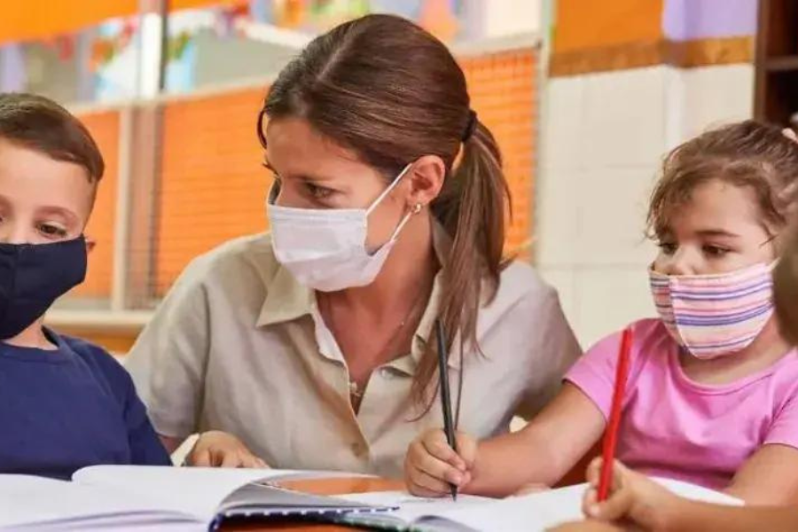 What is the Qualification for Pre-Primary Teacher in India?