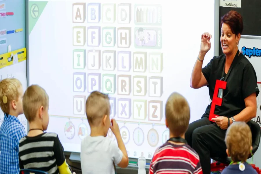 How to Teach Children Magic E Rule Using Activities?