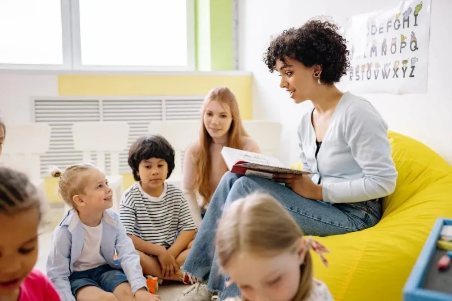 Montessori Courses