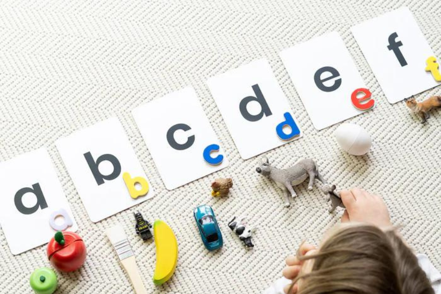 What are 44 Sounds of Phonics?