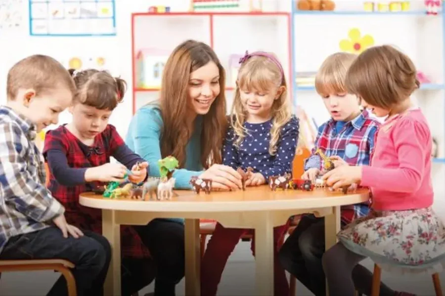 What is Montessori Training Meaning?