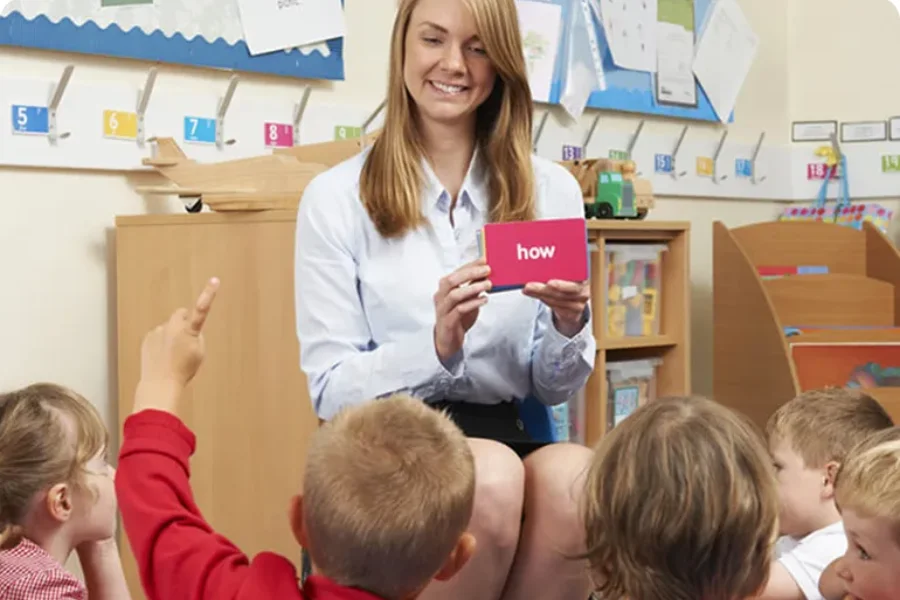 What is the meaning of Phonics Teacher?